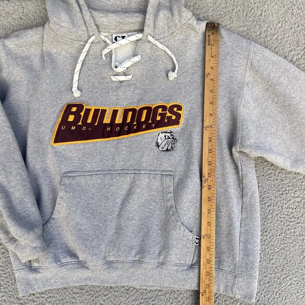 Vintage University of Minnesota Duluth Hoodie UMD Bulldogs Hockey Sweatshirt